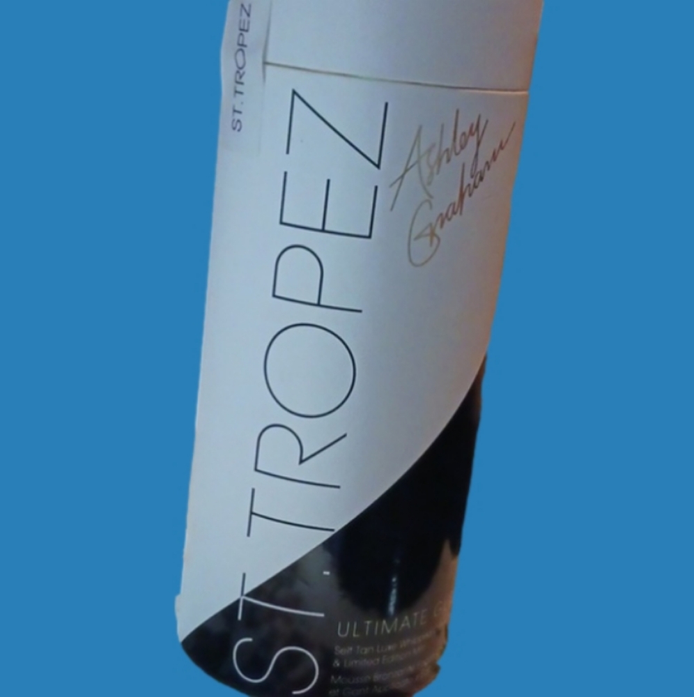 St. TROPEZ BY ASHLEY GRAHAM ULTIMATE GLOW KIT BRAND NEW. STILL SEALED